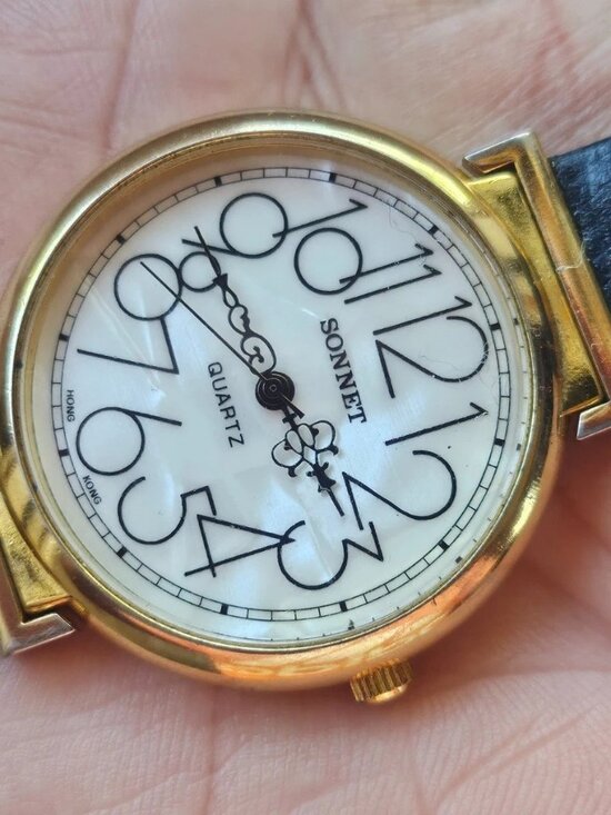 Sonnet Women Watch Blue Lizard Grain Leather Band Analog Quartz Gold Tone main image 3